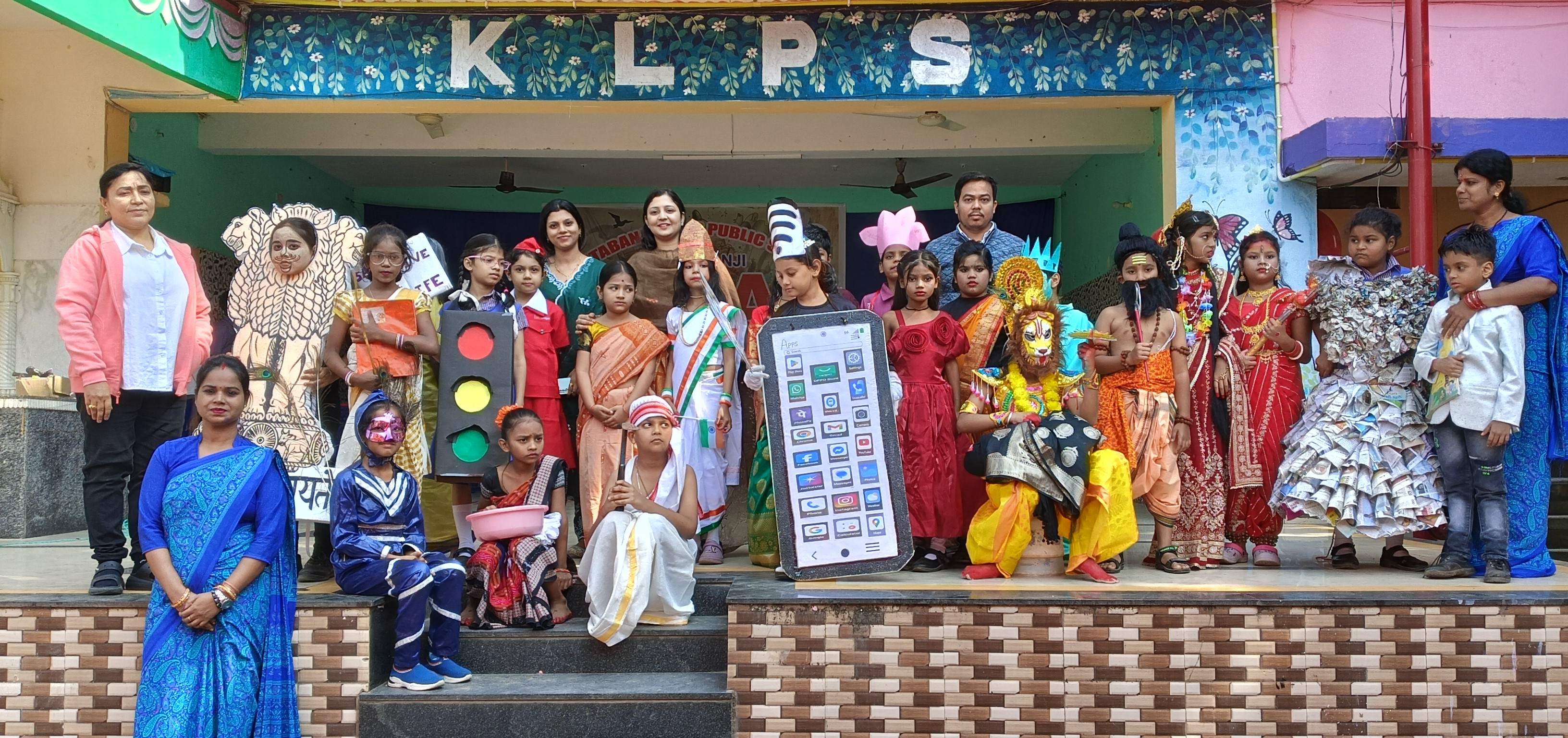 Fancy Dress Participate With Judges